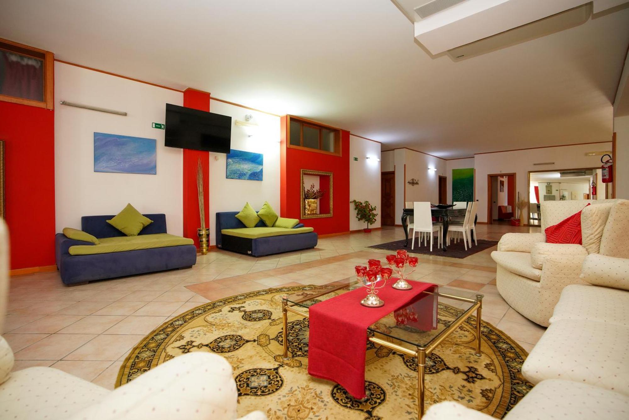 Residence Lupiae Lecce Esterno foto